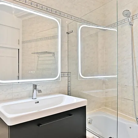 Apartment Proche Gare Montparnasse - Iv